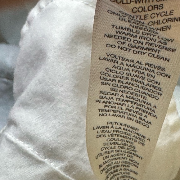 Chico’s Platinum silver sheen crop jeans - Picture 4 of 5